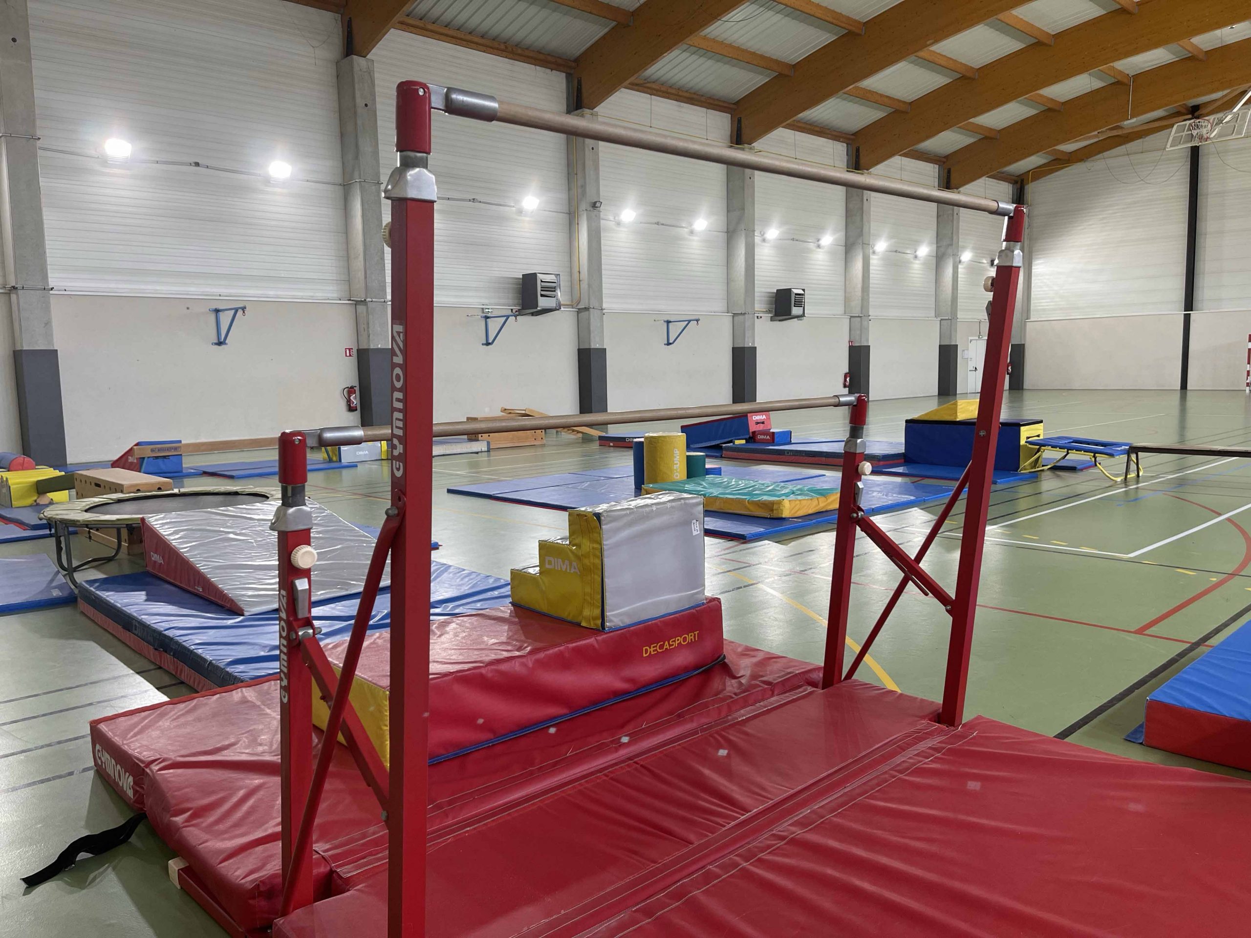 Mise en place du cour de gymnastique - activités sportives à Vémars